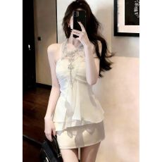 批发纯欲时尚气质显瘦高级别致设计感上衣+百搭包臀半身裙女小众新款