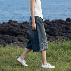 批发2026夏新款美式荆棘刺绣宽松直筒七分牛仔裤<b class='q'>男</b>女潮牌阔腿百搭<b class='q'>短裤</b>