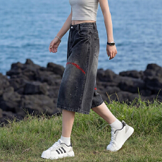 批发2026夏新款美式荆棘刺绣宽松直筒七分牛仔裤<b class='q'>男</b>女潮牌阔腿百搭<b class='q'>短裤</b>