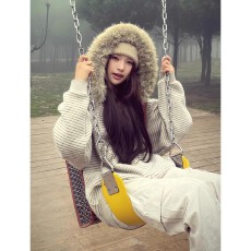 批发美式复古条纹连帽开衫卫衣女秋冬<b class='q'>街头</b>vibe设计感宽松加绒毛领外套