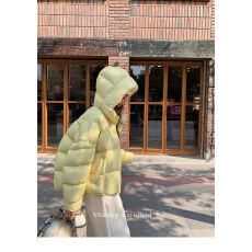 批发云朵泡芙棉服女新款冬季2025年新款百搭短款鹅黄色面包服棉衣上衣