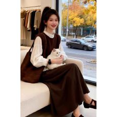 批发轻奢时尚咖色圆领背心马甲内搭长袖衬衫女装秋季宽松半身裙三件套