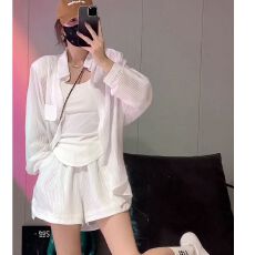 批发盐系穿搭高级感短<b class='q'>裤</b>套装女早春洋气御姐<b class='q'>条纹</b>防晒衬衫两件套装夏季