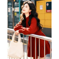 批发新年红泡泡袖红色针织连衣裙秋冬季收腰A字蓬蓬娃娃裙