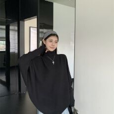 批发新年红<b class='q'>宽松</b>蝙蝠毛衣高领针织衫大码mm秋冬不规则慵懒显瘦百搭上衣