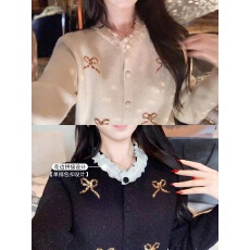 批发鱼兔子的兔子千金小香风撞色针织上衣女2026春秋新款穿搭<b class='q'>毛衣</b>开衫