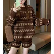 批发韩国东大门时尚提毛衣<b class='q'>套装</b>新款秋冬加厚复古慵懒休闲针织短<b class='q'>裤</b>两件