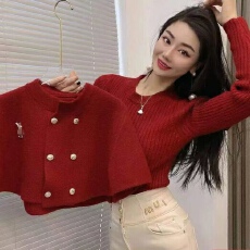 批发法式气质赫本风<b class='q'>双排扣</b>斗篷毛衣真两件套秋冬新款百搭显瘦带胸针