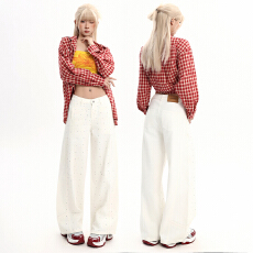 批发2026白色美式烫钻拼接牛仔裤女春<b class='q'>秋</b>季小众设计感直筒垂感阔腿裤