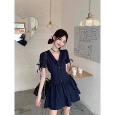 批发花边v领短袖连衣裙2026夏季新款法式收腰显瘦系带A字裙蛋糕<b class='q'>短裙</b>女