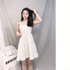 批发2026春季新品白月光气质甜美温柔风吊带<b class='q'>连衣裙</b>女修身显瘦<b class='q'>纯色</b>裙子