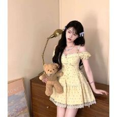 批发糖果甜心2.0 夏季新款法式甜辣妹甜美小个子小众设计感短袖<b class='q'>连衣裙</b>