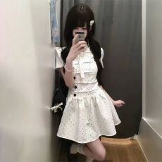 批发韩系设计感温柔波点<b class='q'>连衣裙女</b>2026夏季新款学院风公主裙