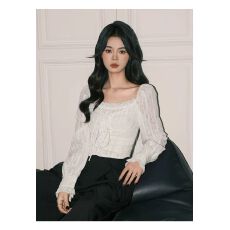 批发法式一字肩收腰绑带<b class='q'>衬衫</b>女早秋季纯欲辣妹风独特别致短款露肩上衣