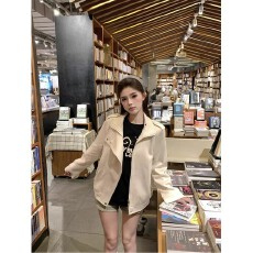 批发高级感麂皮绒<b class='q'>外套</b>女装秋季宽松百搭长袖气质短款夹克米白色上衣潮