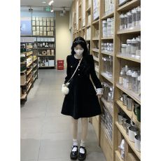 批发2026新款女高级灯芯绒保暖收腰亮片a字短裙子过年战袍冬季<b class='q'>连衣裙</b>