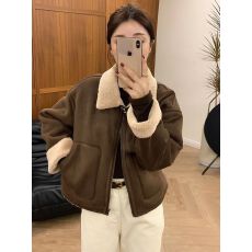 批发新款欧货高级感皮毛一体羊羔毛外套女秋<b class='q'>冬</b>加厚翻领机车服夹克上衣