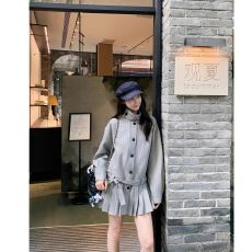 批发高级感条纹立领风衣外套女秋季新款美式别致收腰显瘦<b class='q'>连衣裙</b>短裙子