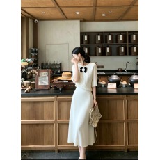批发潮牌针织香立体<b class='q'>山茶花</b>短袖套头+半裙女两件套套装2026年夏季新款