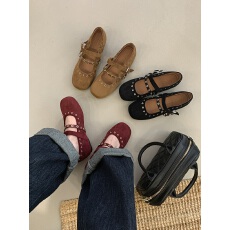 批发运动时尚气质休闲鞋女2025年新款四季鞋圆头<b class='q'>韩版</b>法式酒红色内增高