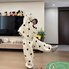 秋冬新款睡衣女士拉链波点珊瑚绒家居服可爱加厚保暖圆点长袖套装