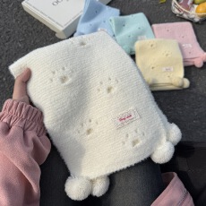 批发可爱镂空猫爪针织围巾秋冬韩系氛围感软糯围巾围脖