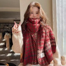 批发时尚复古红色千鸟格围巾秋冬季杏色保暖韩版百搭围脖新款仿羊绒