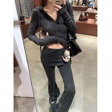 批发深灰色软糯长袖连帽针织衫女秋季穿搭套装休闲修身微喇叭<b class='q'>裤</b><b class='q'>两件套</b>