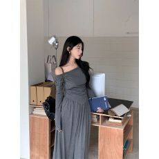 批发法式<b class='q'>休闲</b><b class='q'>套装</b>长袖不规则T恤女早秋高腰显瘦半身裙两件套