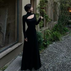 批发春秋正反两穿法解构镂空纯欲成熟御姐风性感露背长袖<b class='q'>连衣裙</b>