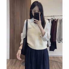 批发高级感针织马甲拼接<b class='q'>假两件</b>衬衫女2025秋冬新款时尚POLO领长袖上衣