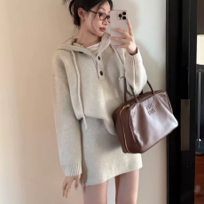 批发<b class='q'>针织</b>质量+慵懒软糯毛衣高腰显瘦半身裙两件套女秋冬穿搭