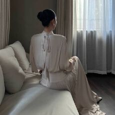 批发秋季法式<b class='q'>气质</b>褶皱长袖<b class='q'>连衣裙</b>女轻晚礼服裙百褶垂坠感高级系带长裙