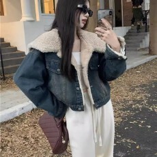 批发加绒加厚牛仔外套女秋冬季2025新款韩版宽松设计感大翻领短款上衣