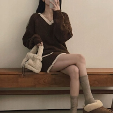 韩版秋冬新款复古减龄V领软糯毛衣