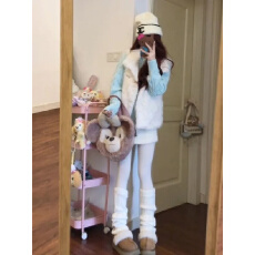 三件套毛茸茸时尚马甲开衫搭配软糯麻花针织毛衣高腰短裙