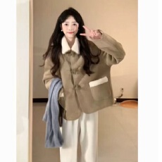 批发韩系复古羊羔毛鹿皮绒外套牛角扣<b class='q'>冬</b>季宽松减龄显瘦百搭加绒女