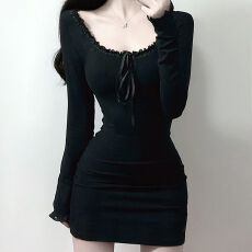 批发黑色性感一字肩<b class='q'>连衣裙</b>秋季新款修身显瘦御姐内搭打底露肩包臀裙女