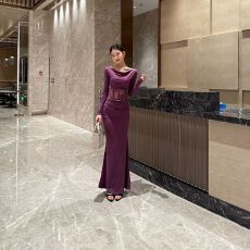 批发蕾丝拼接紫色荡领长袖连衣裙女冬季显身材鱼尾裙子纯欲风<b class='q'>包臀</b><b class='q'>长裙</b>