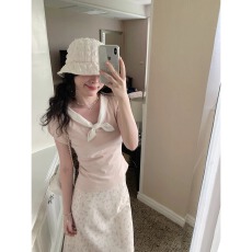 批发小耳朵短袖<b class='q'>T</b><b class='q'>恤</b>女夏<b class='q'>V领</b>设计感修身显瘦泡泡袖上衣