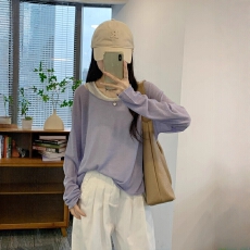 批发蓝色两件套冰丝针织衫防晒罩衫<b class='q'>女</b>夏季薄款外搭<b class='q'>长袖</b><b class='q'>t</b><b class='q'>恤</b>多巴胺上衣