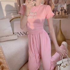 批发钻字母<b class='q'>套装</b>女夏露背绑带甜辣短款阔腿裤两件套