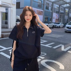 批发韩版高级感<b class='q'>休闲</b><b class='q'>运动</b>服套装女夏季时尚减龄短袖短裙跑步两件套