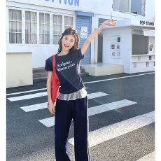 批发韩系蕾丝拼接印花短袖T恤阔腿<b class='q'>休闲</b>裤夏季新款时尚两件套女潮