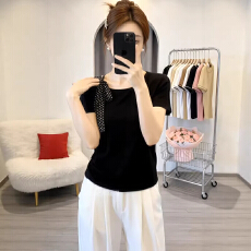 批发独特漂亮黑色短袖T恤女夏季大码胖MM显瘦设计感小众时尚气质上衣