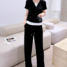批发休闲<b class='q'>运动</b>套装<b class='q'>女</b>春秋2026年新款设计感假两件短袖上衣直筒裤两件套