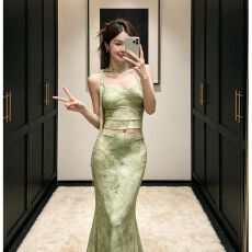 批发新中式复古吊带上衣<b class='q'>包臀</b>鱼尾裙女夏季新款高级感旗袍套装女