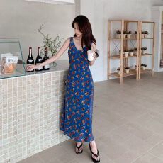 批发法式碎花无袖<b class='q'>连衣裙</b>女2026夏季新款显瘦茶歇裙度假风长款背心裙