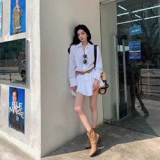 批发法式白色翻领<b class='q'>长袖</b>衬衫连衣裙短裤套装女设计感裙