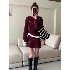 批发胖mm特<b class='q'>大码</b>300斤2025春秋季洋气约会套装裙女酒红色时尚卫衣套装